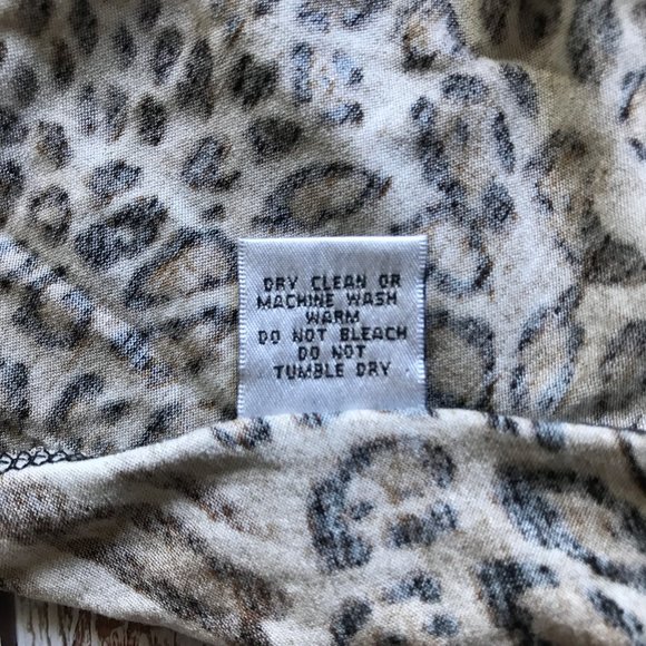 CACHÉ Leopard-Print Sexy Bodycon Dress 🐆 - Picture 8 of 8